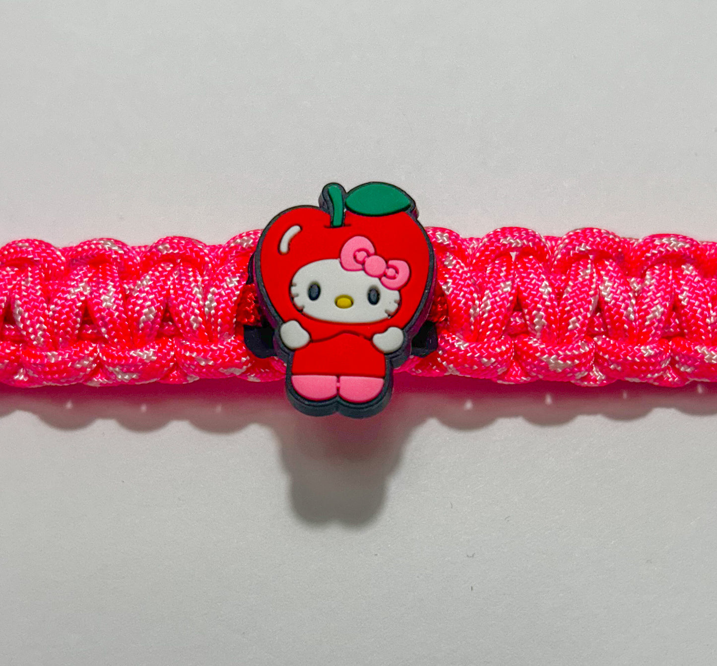 Paracord Bracelet-Sweet Apple